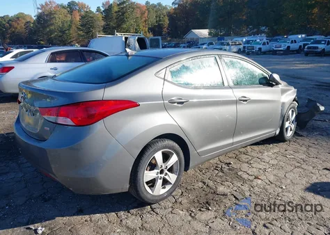 2013 Hyundai Elantra Gls z USA, uszkodzony, nr VIN 5NPDH4AE2DH305181